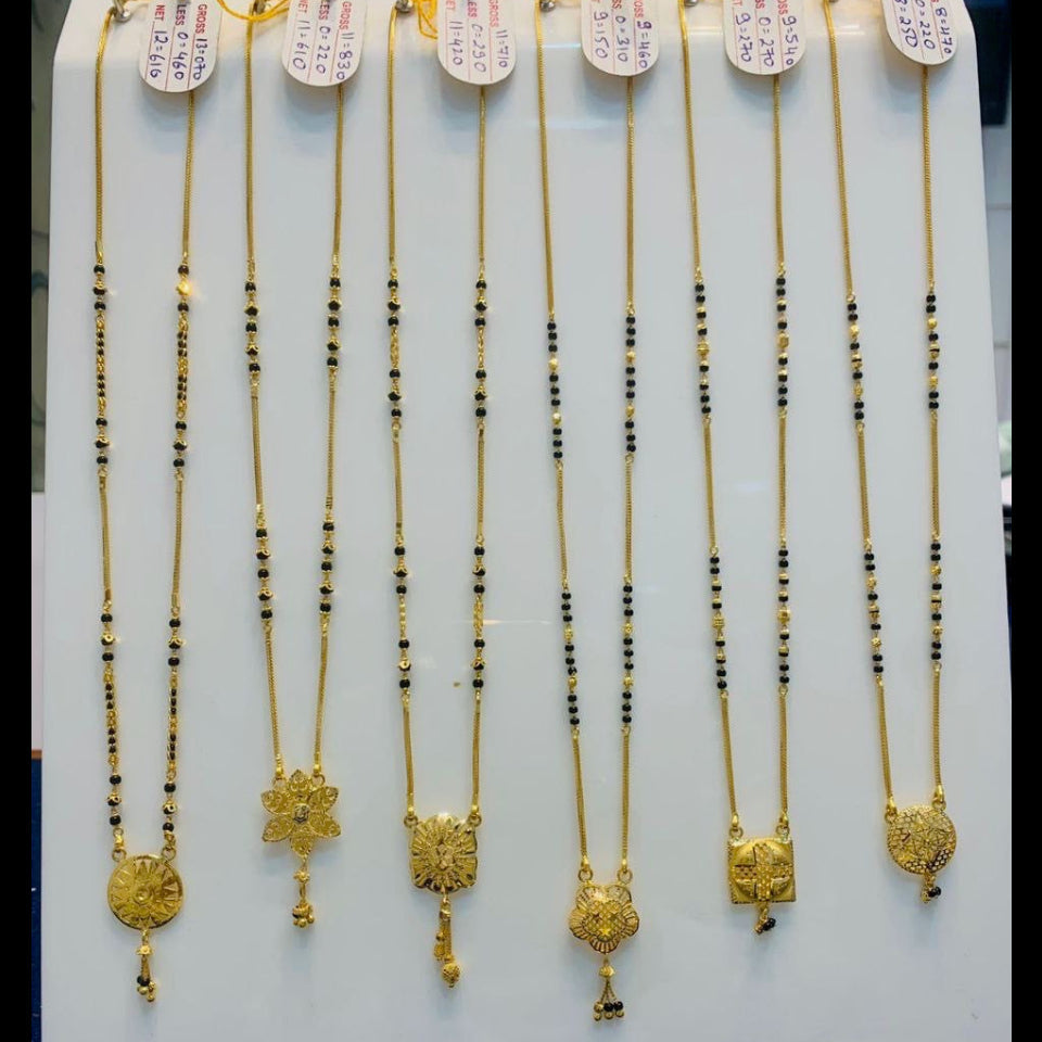 Short Mangalsutra with flower pendants