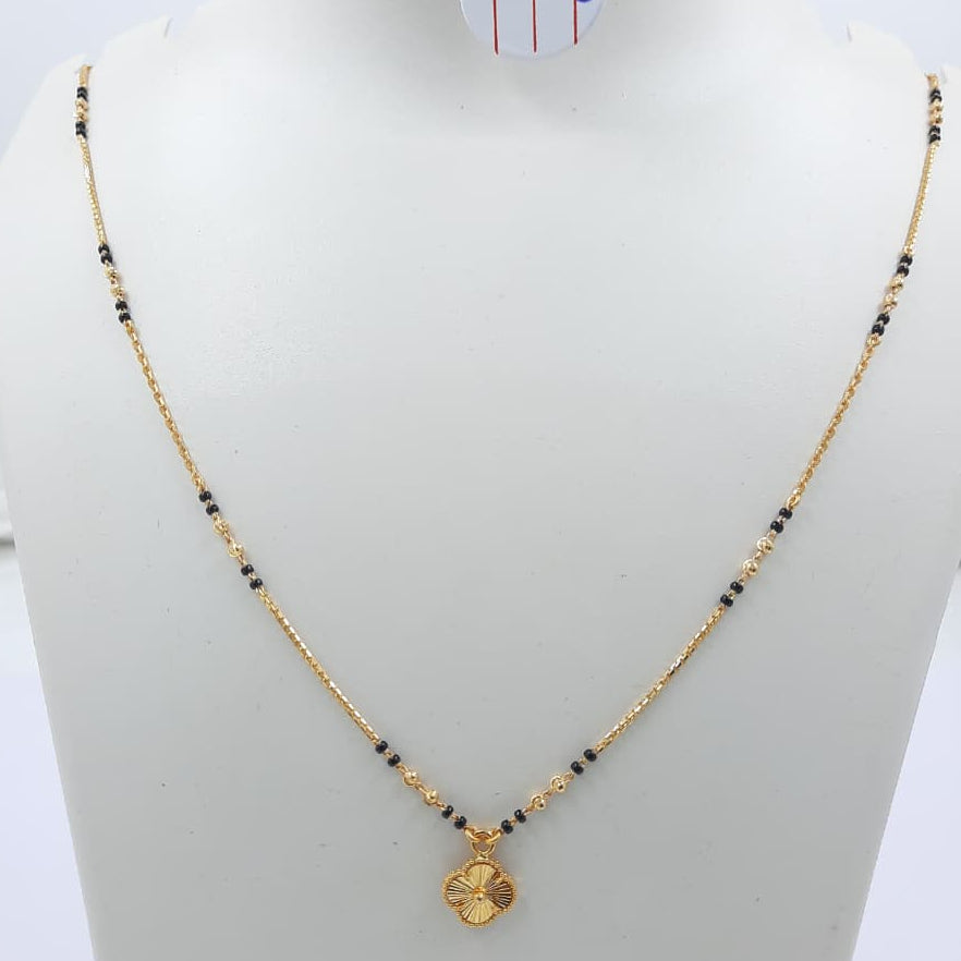 Short Mangalsutra with flower pendant