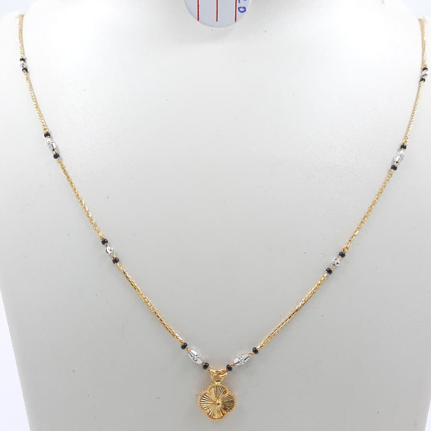 Short Mangalsutra with silver beed