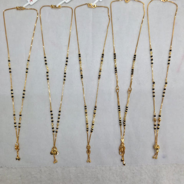 Short Mangalsutra with small pendant