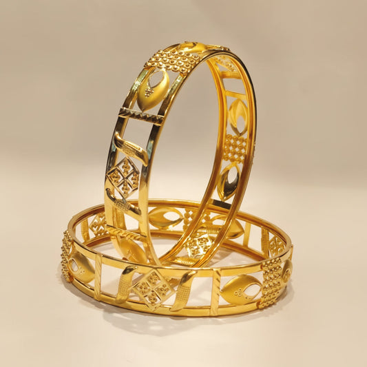 25gms Half round Bangles