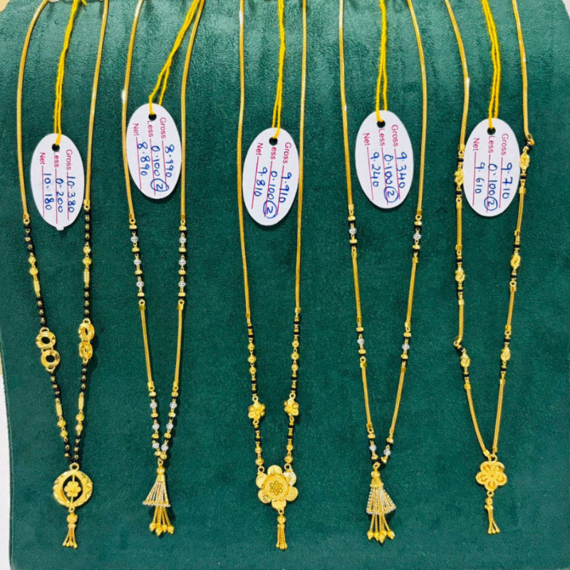 Short Mangalsutra with pendant