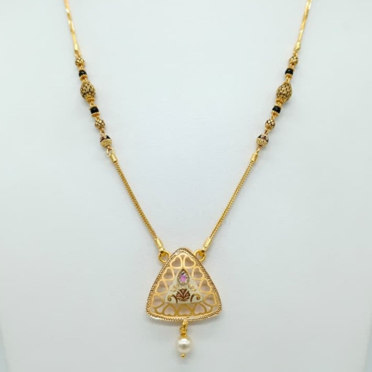 9gms Short Mangalsutra with pendant