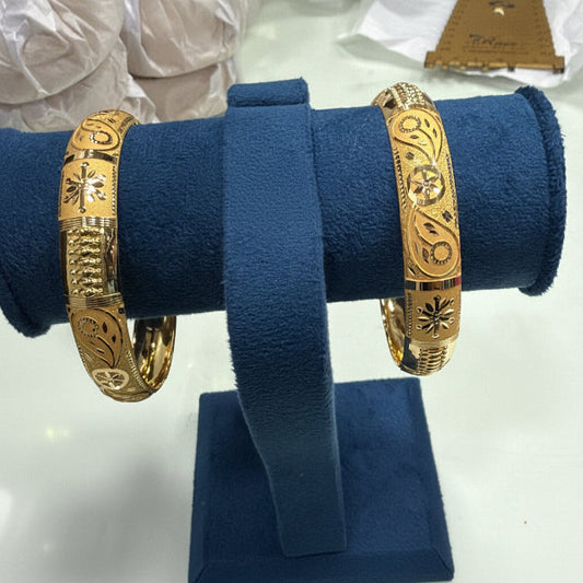 18gms Half round Bangles