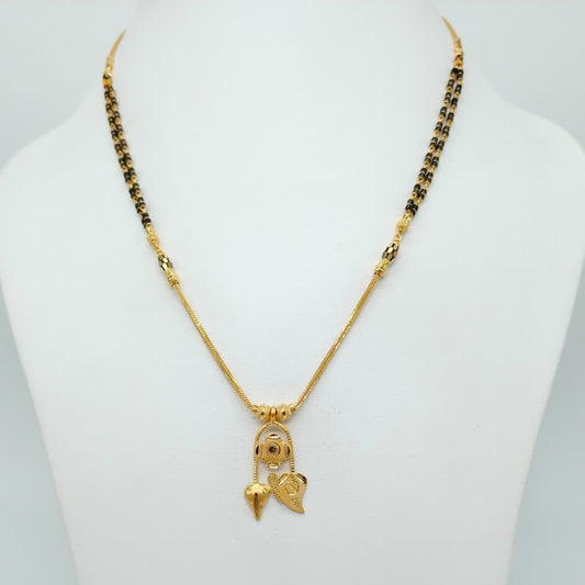 circle pendant Short Mangalsutra