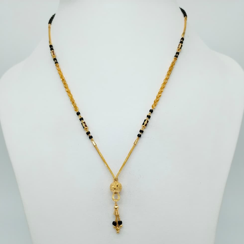 Ball design pendant Short Mangalsutra