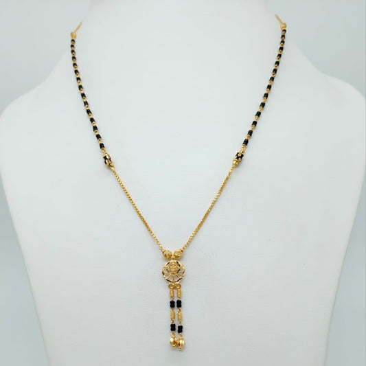 Circle pendant Short Mangalsutra