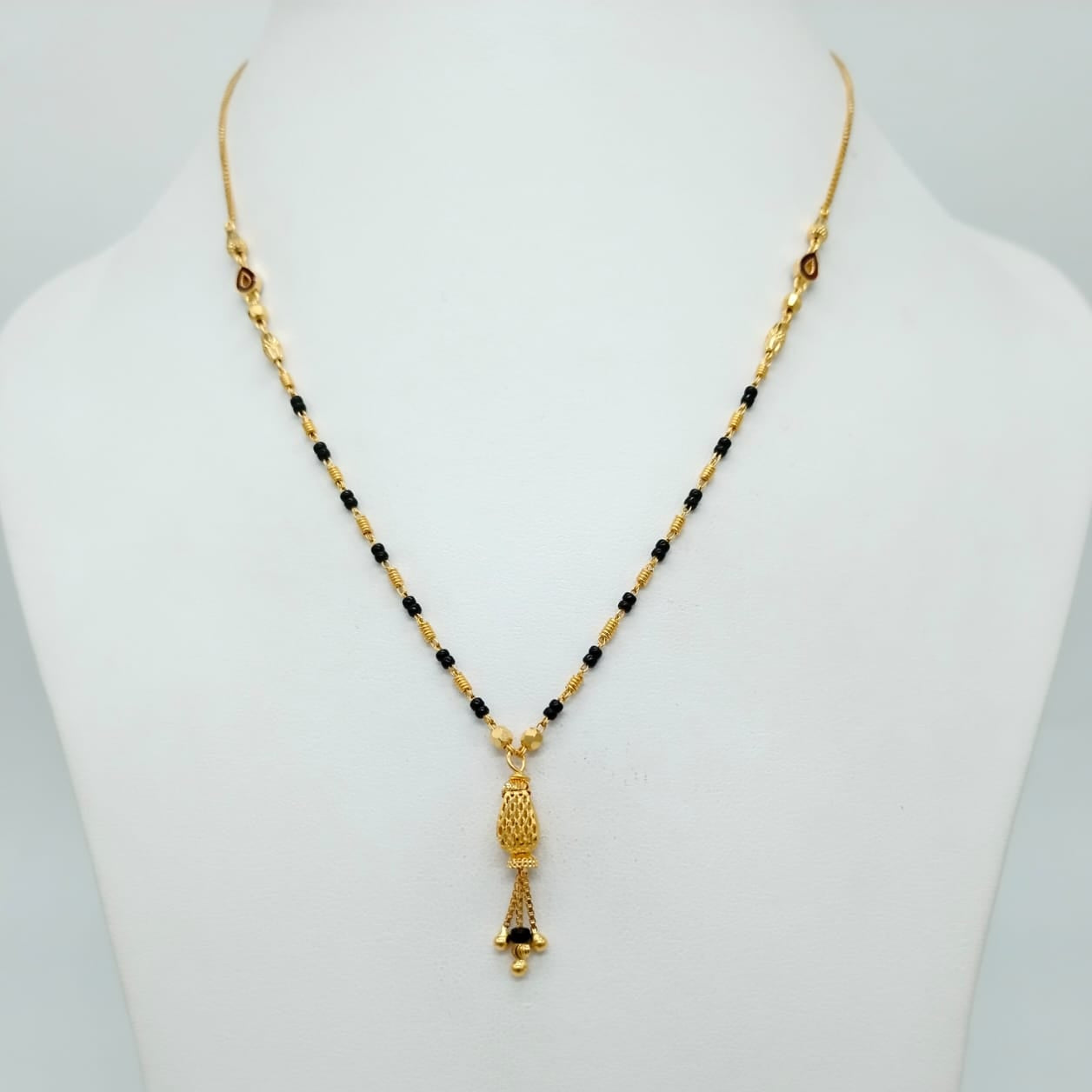 long pendant Short Mangalsutra