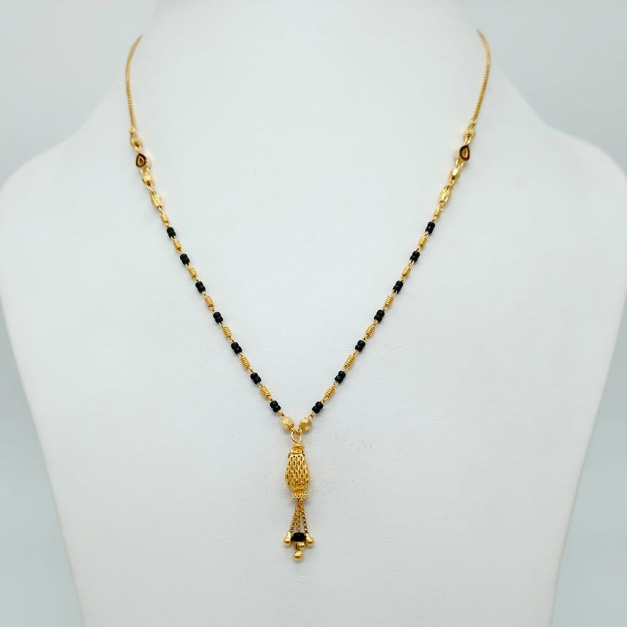 long pendant Short Mangalsutra