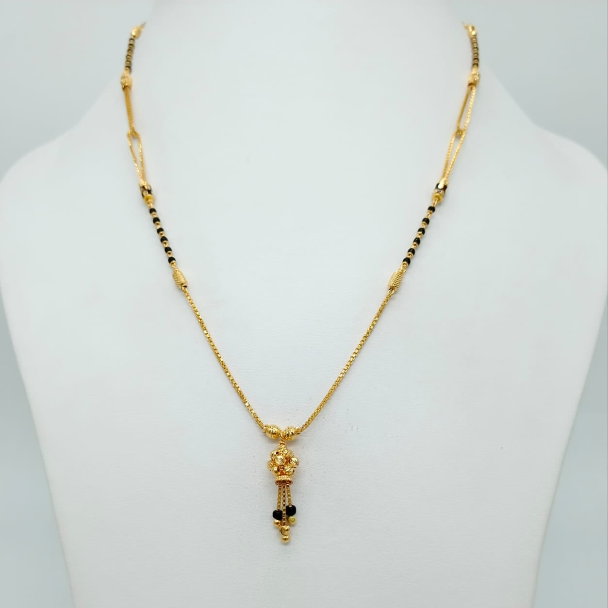 Ball pendant Short Mangalsutra