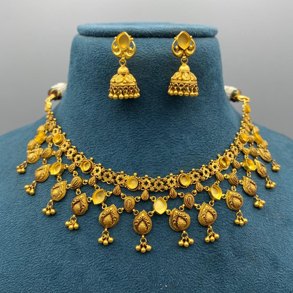 23gms Antique Designer Short Haar