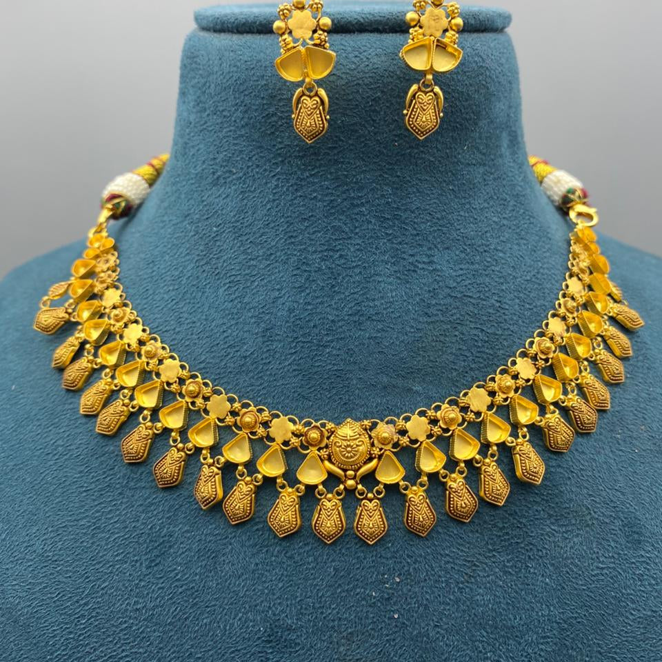 20gms Antique Designer Short Haar