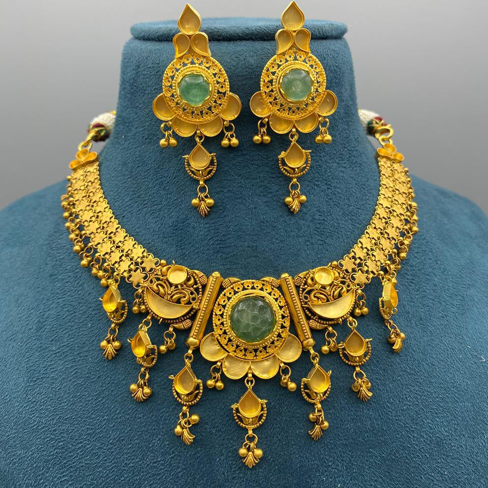 38gms Antique Designer Short Haar