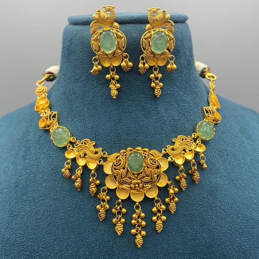 27gms Antique Designer Short Haar