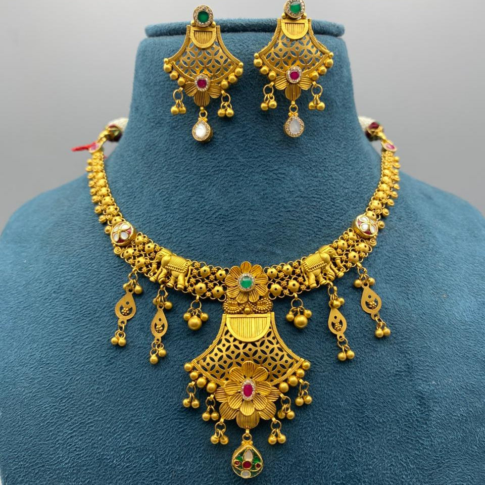 30gms Antique Designer Short Haar