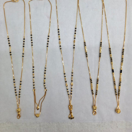 Short Mangalsutra with vertical para