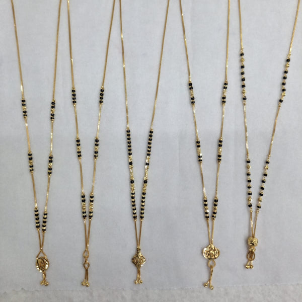 Short Mangalsutra with vertical para