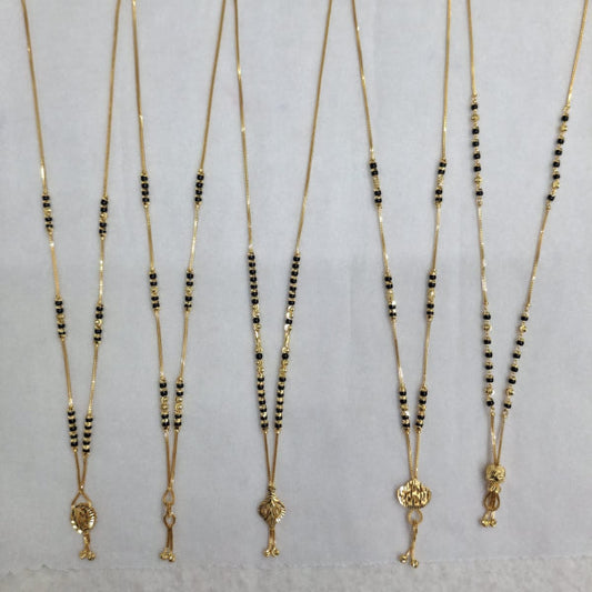 Short Mangalsutra with vertical para