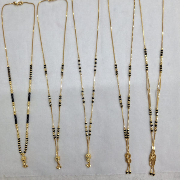 Short Mangalsutra with small pendant