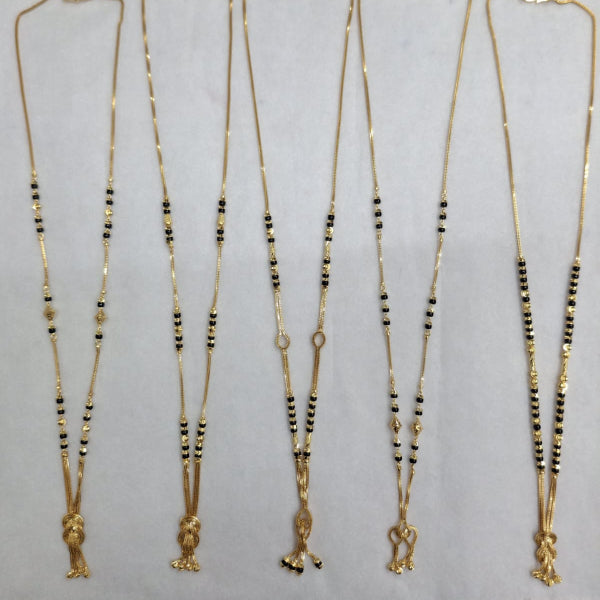 Short Mangalsutra with vertical para