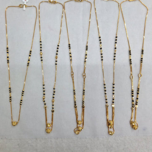 Short Mangalsutra with small pendants