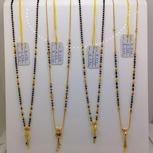 Short Mangalsutra with small pendant