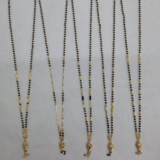 Short Mangalsutra with small pendant